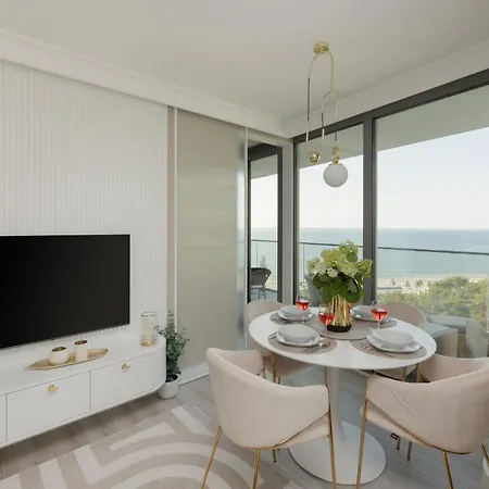 Royallux Waves & - Sea View From Balcony By Renters Prestige 아파트
