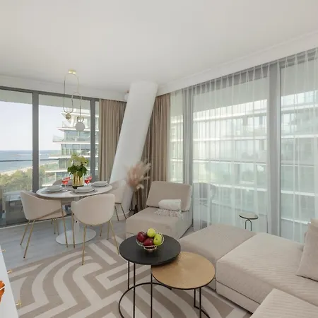 Royallux Waves & - Sea View From Balcony By Renters Prestige Apartment