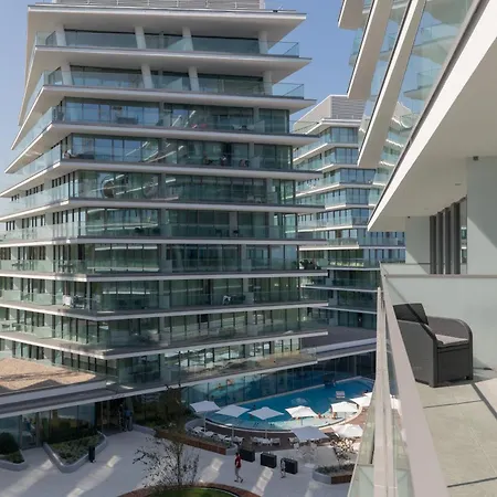 Apartment Royallux Waves & - Sea View From Balcony By Renters Prestige