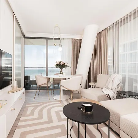 Apartment Royallux Waves & - Sea View From Balcony By Renters Prestige *
